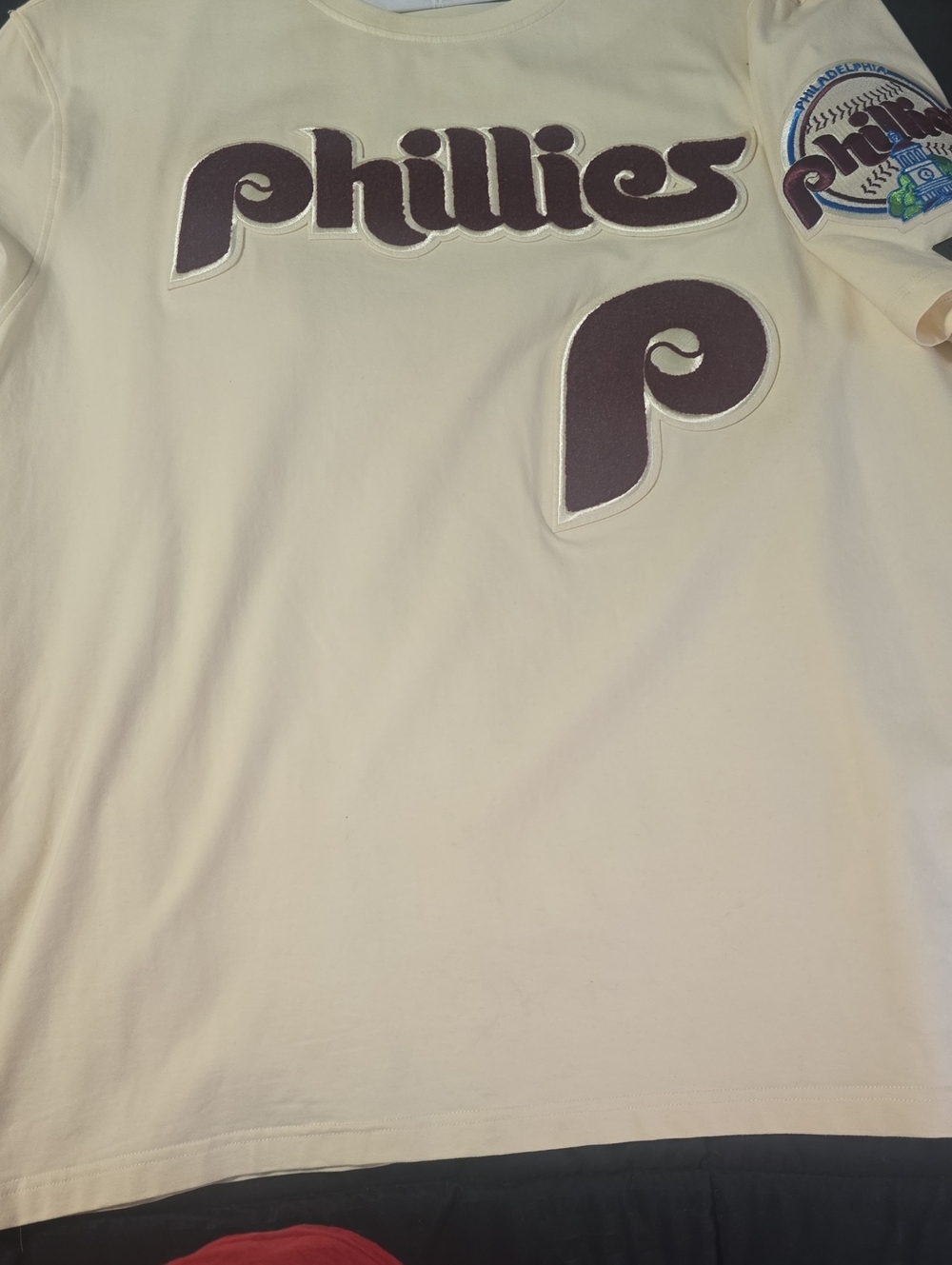 Phillies Graphic Short Sleeve Tee in Cream with Brown Logo
